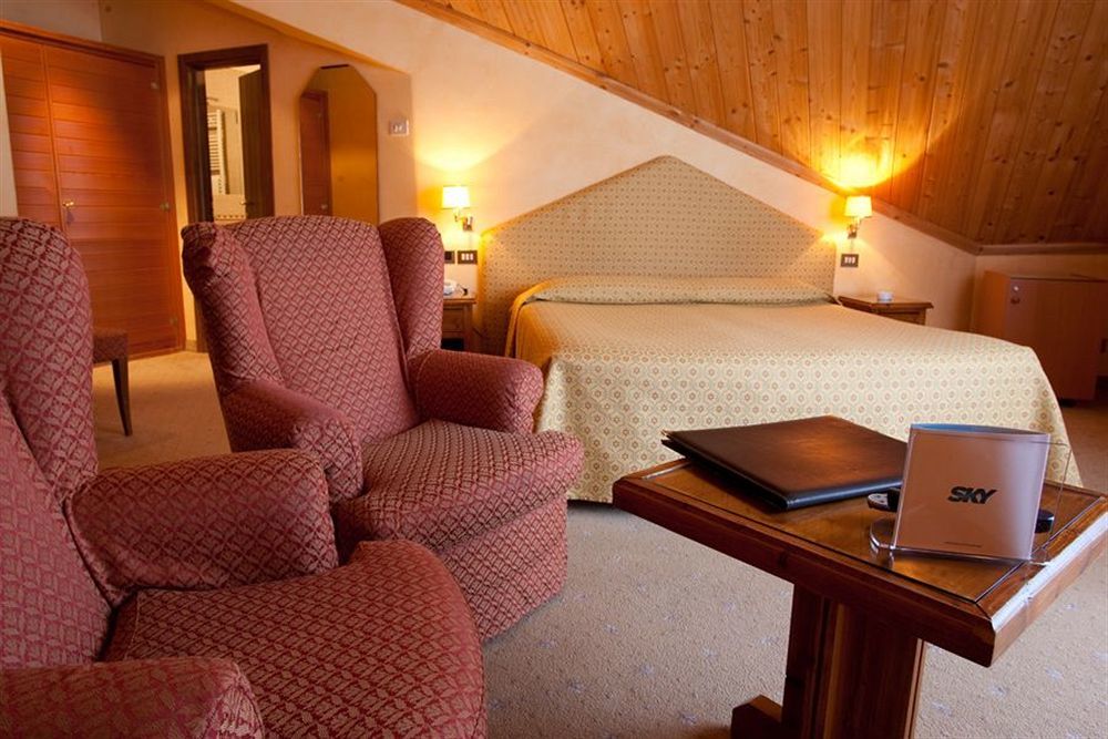 Hotel Pavillon Courmayeur Esterno foto